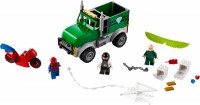Купить конструктор Lego Vultures Trucker Robbery 76147  по цене от 1499 грн.
