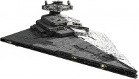 Купить сборная модель Revell Imperial Star Destroyer (1:12300)  по цене от 770 грн.
