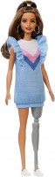 Купити лялька Barbie Fashionistas FXL54  за ціною від 680 грн.