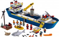 Купить конструктор Lego Ocean Exploration Ship 60266  по цене от 12280 грн.
