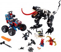 Купить конструктор Lego Venomosaurus Ambush 76151  по цене от 4540 грн.