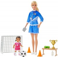 Купить лялька Barbie Soccer Coach Playset GLM47: цена от 670 грн.