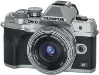 Купити фотоапарат Olympus OM-D E-M10 IV kit 14-42  за ціною від 36689 грн.