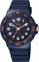 Купити наручний годинник Q&Q VR18J012Y  за ціною від 613 грн.