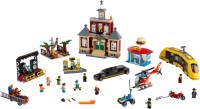 Купити конструктор Lego Main Square 60271  за ціною від 6574 грн.