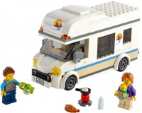 Купити конструктор Lego Holiday Camper Van 60283  за ціною від 552 грн.