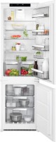 Купить встраиваемый холодильник AEG SCR 818E7 TS  по цене от 38000 грн.