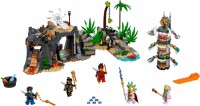 Купити конструктор Lego The Keepers Village 71747  за ціною від 3999 грн.