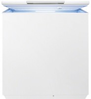 Купити морозильна камера Electrolux EC 2201 AOW  за ціною від 11040 грн.