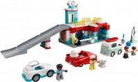 Купить конструктор Lego Parking Garage and Car Wash 10948  по цене от 5499 грн.