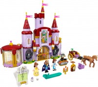 Купить конструктор Lego Belle and the Beasts Castle 43196  по цене от 4999 грн.