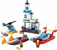 Купить конструктор Lego Seaside Police and Fire Mission 60308  по цене от 2025 грн.
