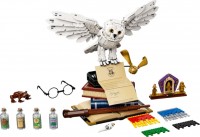 Купити конструктор Lego Hogwarts Icons Collectors Edition 76391  за ціною від 11785 грн.