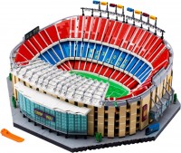 Купити конструктор Lego Camp Nou FC Barcelona 10284  за ціною від 18564 грн.
