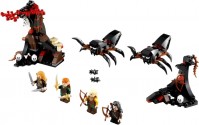 Купити конструктор Lego Escape from Mirkwood Spiders 79001  за ціною від 3899 грн.