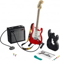 Купить конструктор Lego Ideas Fender Stratocaster 21329  по цене от 4649 грн.