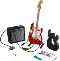 Купити конструктор Lego Ideas Fender Stratocaster 21329  за ціною від 4642 грн.