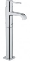 Купити змішувач Grohe Allure 32760000  за ціною від 32424 грн.