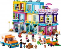 Купить конструктор Lego Main Street Building 41704  по цене от 7136 грн.