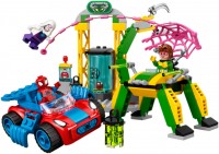 Купить конструктор Lego Spider-Man at Doc Ocks Lab 10783  по цене от 3999 грн.