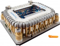 Купити конструктор Lego Real Madrid Santiago Bernabeu Stadium 10299  за ціною від 24360 грн.
