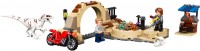 Купить конструктор Lego Atrociraptor Dinosaur Bike Chase 76945: цена от 1499 грн.