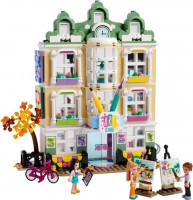 Купити конструктор Lego Emmas Art School 41711  за ціною від 3499 грн.