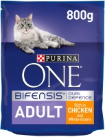 Купить корм для кошек Purina ONE Adult Chicken 800 g  по цене от 187 грн.