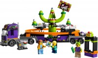 Купить конструктор Lego Space Ride Amusement Truck 60313  по цене от 2199 грн.