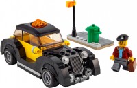Купить конструктор Lego Vintage Taxi 40532: цена от 2099 грн.