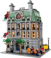 Купити конструктор Lego Sanctum Sanctorum 76218  за ціною від 7659 грн.