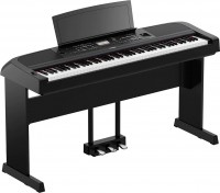 Купити цифрове піаніно Yamaha DGX-670  за ціною від 50967 грн.