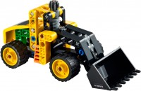 Купити конструктор Lego Volvo Wheel Loader 30433  за ціною від 999 грн.