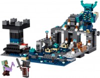 Купить конструктор Lego The Deep Dark Battle 21246: цена от 2899 грн.