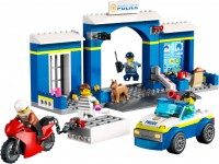 Купить конструктор Lego Police Station Chase 60370: цена от 969 грн.