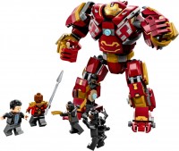 Купить конструктор Lego The Hulkbuster The Battle of Wakanda 76247  по цене от 1660 грн.