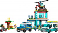 Купить конструктор Lego Emergency Vehicles HQ 60371  по цене от 2899 грн.