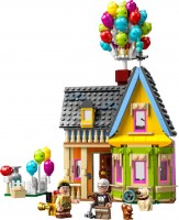 Купить конструктор Lego Up House​ 43217  по цене от 1831 грн.