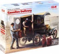 Купить збірна модель ICM Gasoline Delivery Model T 1912 Delivery Car with American Gasoline Loaders (1:24): цена от 1412 грн.