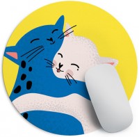 Купити килимок для мишки Presentville Hugs Mouse Pad  за ціною від 360 грн.