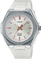 Купить наручний годинник Casio LWA-300H-7E: цена от 1989 грн.