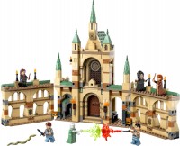 Купити конструктор Lego The Battle of Hogwarts 76415  за ціною від 2735 грн.