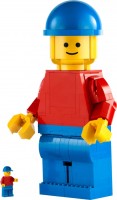 Купить конструктор Lego Up-Scaled Lego Minifigure 40649  по цене от 3899 грн.