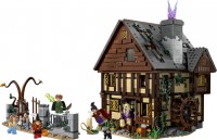 Купити конструктор Lego Disney Hocus Pocus The Sanderson Sisters Cottage 21341  за ціною від 8649 грн.