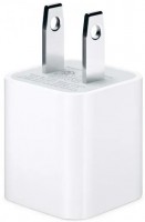Купити зарядний пристрій Apple MD810  за ціною від 300 грн.