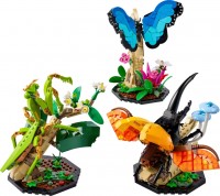 Купить конструктор Lego The Insect Collection 21342  по цене от 3379 грн.