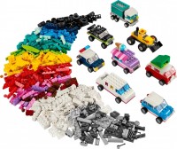 Купить конструктор Lego Creative Vehicles 11036: цена от 1767 грн.