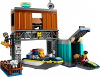 Купить конструктор Lego Police Speedboat and Crooks Hideout 60417: цена от 1599 грн.