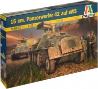 Купити збірна модель ITALERI 15 cm. Panzerwerfer 42 auf sWS (1:35)  за ціною від 1302 грн.