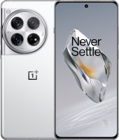 Купити мобільний телефон OnePlus 12 256GB/16GB  за ціною від 34748 грн.